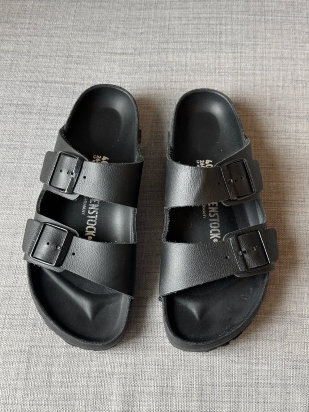 Authentic Birkenstock Arizona Exquisite Sandals in All-Black Leather sz 40